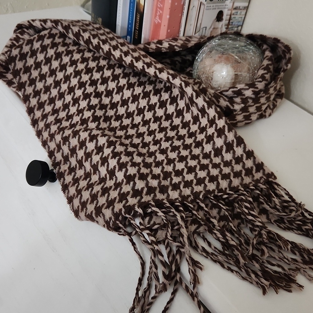 100% Clear Silk Tassel Scarf Unisex Camel beige Brown Houndstooth Luxury - Picture 10 of 10